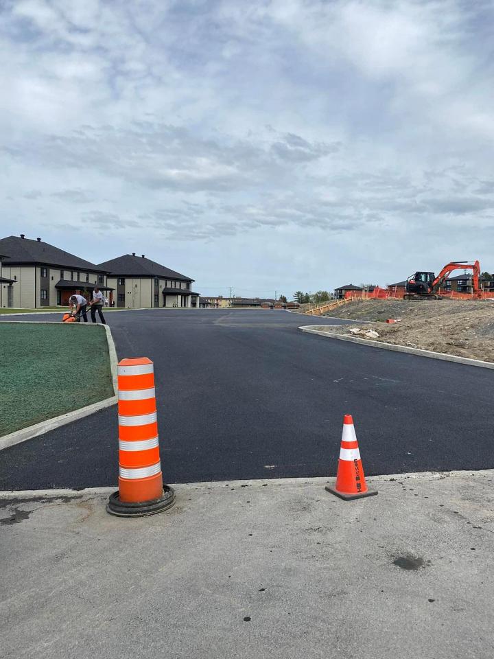 Road surfacing work Lac-Mégantic