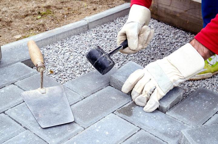 Nous réalisons des travaux de pavage extérieur de toute envergure